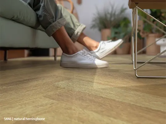 Novilon oogt goed 5446 | natural herringbone